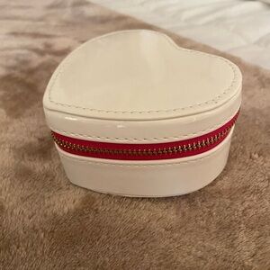 Heart-Shaped Cream Jewelry Case with Red Accent